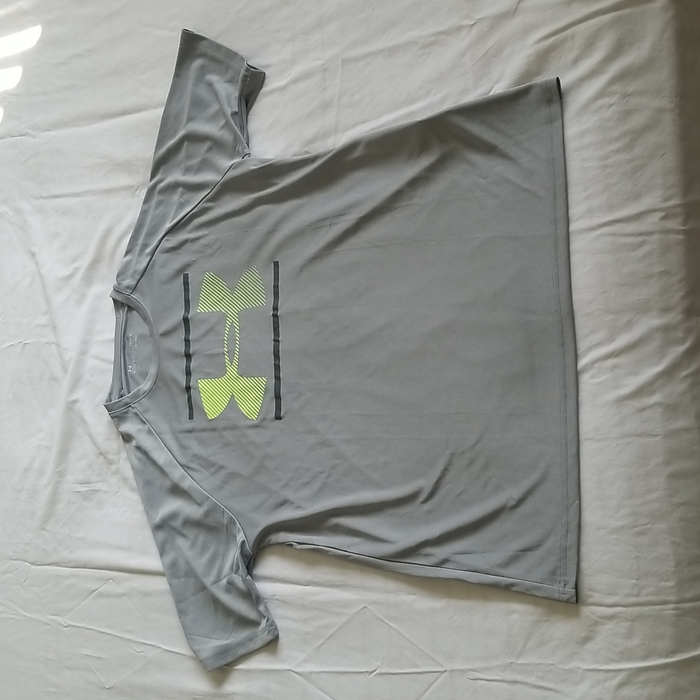 Under armour HEATGEAR Grey Shirt